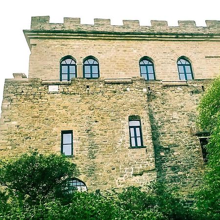 Castello Di Muggia Bed & Breakfast Exterior photo