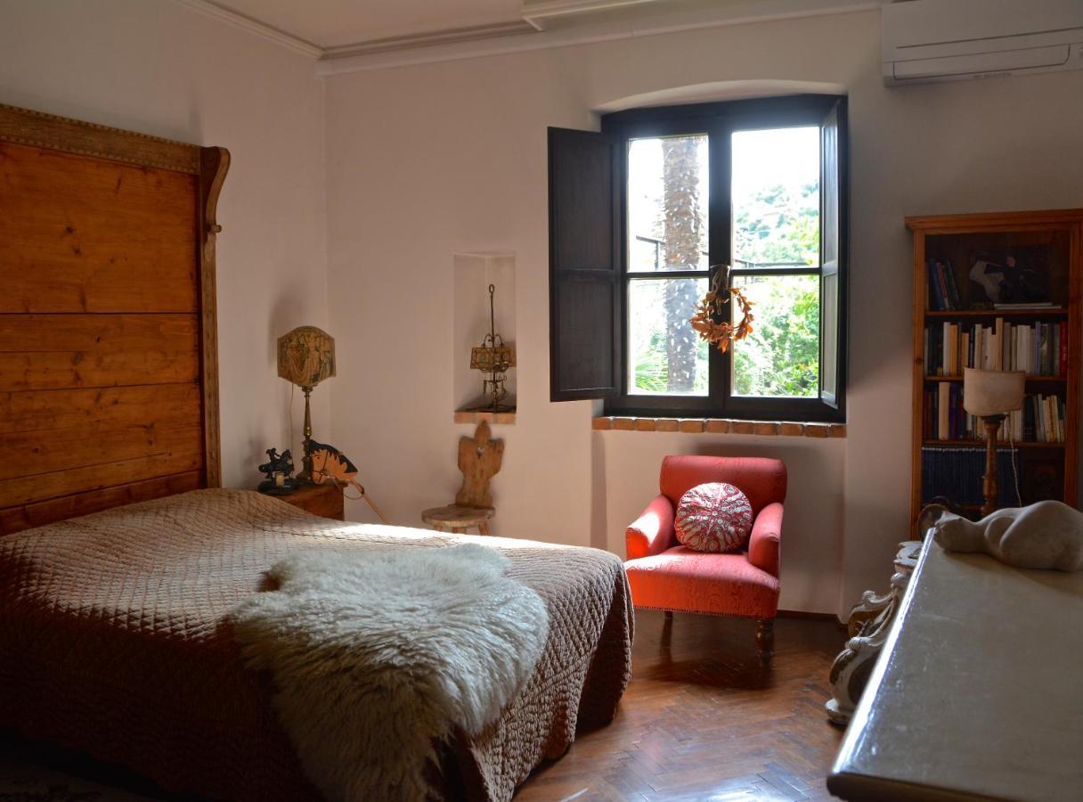 Castello Di Muggia Bed & Breakfast Exterior photo